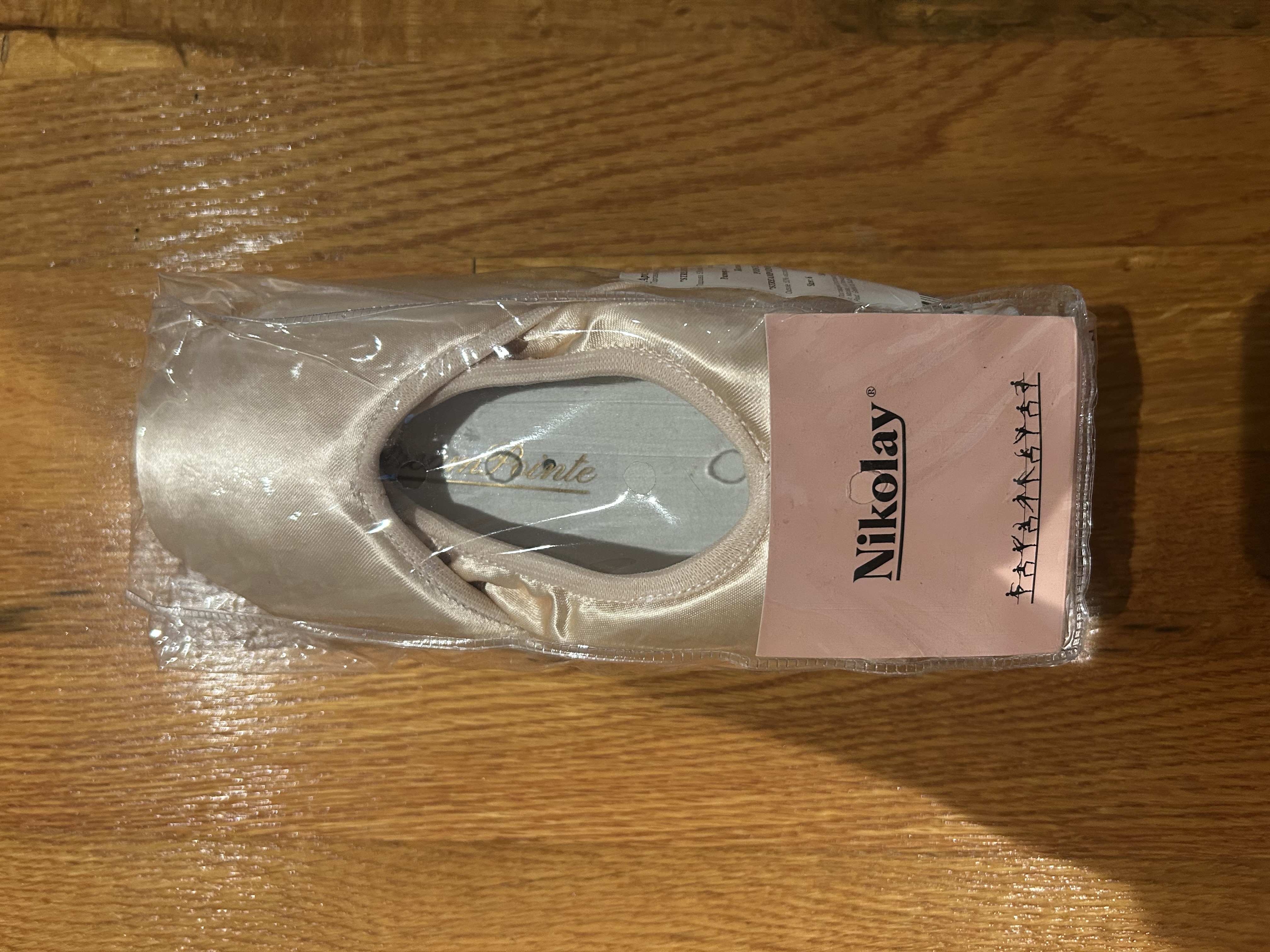 Nikolai StreamPointe Pointe Shoes